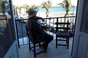 Piso en primera línea con wifi y vistas al mar